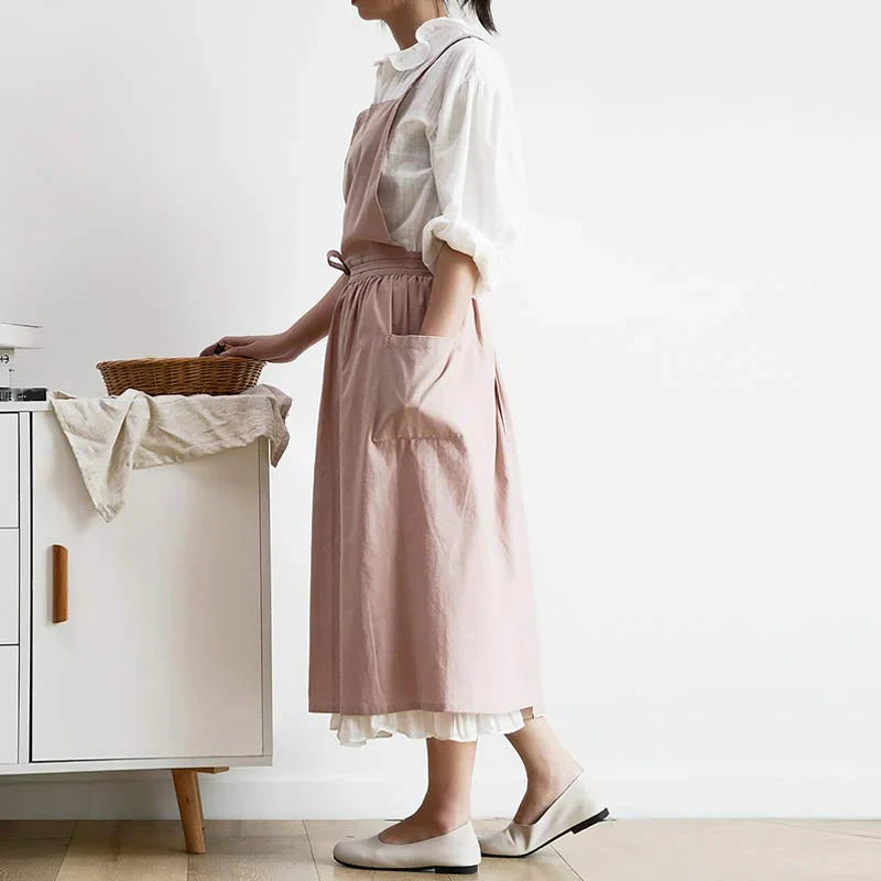 Cotton Cooking Apron with Water-Repellent Surface and Pockets