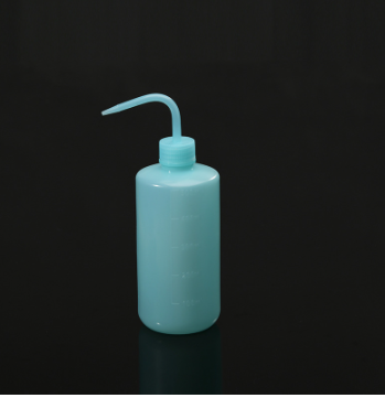 Spot 500ml Squeeze Watering Bottle – Precise Dosing and Watering for Plant Care and Gardening