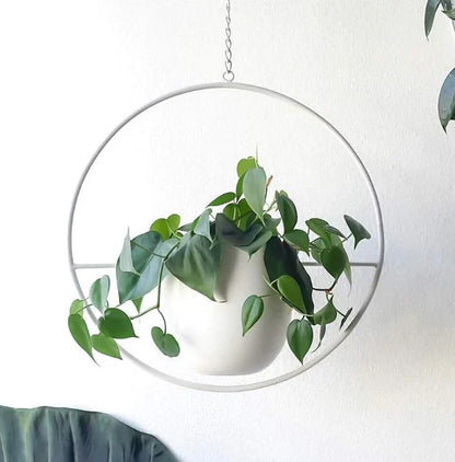 Elegant Hanging Plant Holder for Indoors and Outdoors – With Modern Design