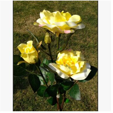 Solar-Powered Rose Lights – Garden Stakes with Solar Panel for Ambient Outdoor Lighting