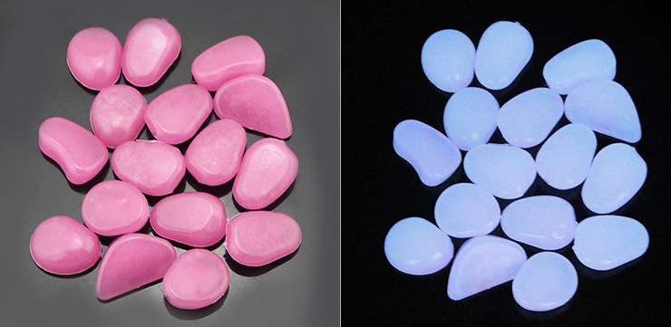 Glow-in-the-Dark Garden Stones – Phosphorescent Pebbles for Decoration in Various Colors