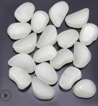 Glow-in-the-Dark Garden Stones – Phosphorescent Pebbles for Decoration in Various Colors
