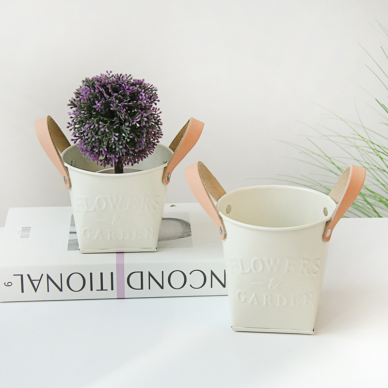 Decorative Plant Pots with Leather Handles – Stylish Flower Pots for Home and Garden