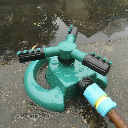 Adjustable Garden Sprinkler – 360° Rotating Spray System for Efficient Lawn Watering
