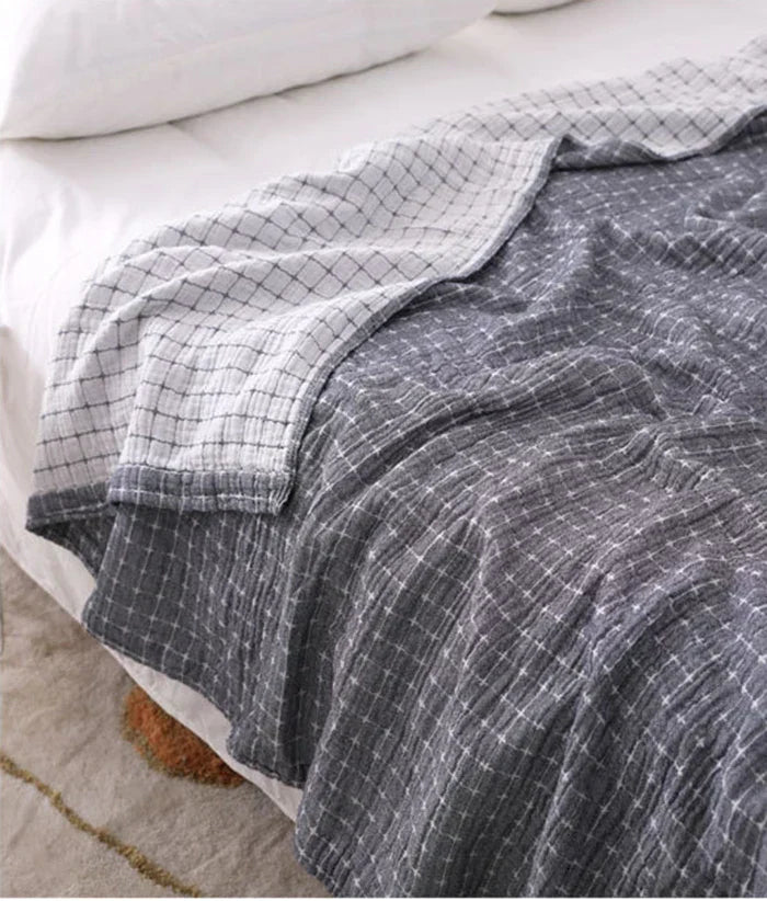 Soft Cotton Plaid Blanket – Ideal for Cozy Evenings