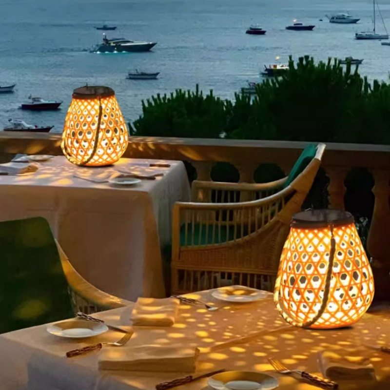 Solar LED Rattan Lamp – Stylish Outdoor Lighting in Oval Design for Garden and Terrace
