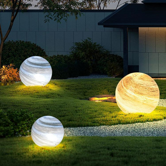 Weather-Resistant LED Garden Globe – Solar-Powered Lawn Light for Outdoor Spaces and Patios