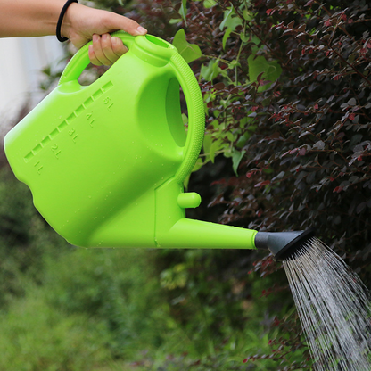 Large Watering Can with Long Spout – Precise Watering for Optimal Plant Care