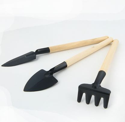 3-piece garden tool set with wooden handles – shovel, rake, and hoe for efficient gardening