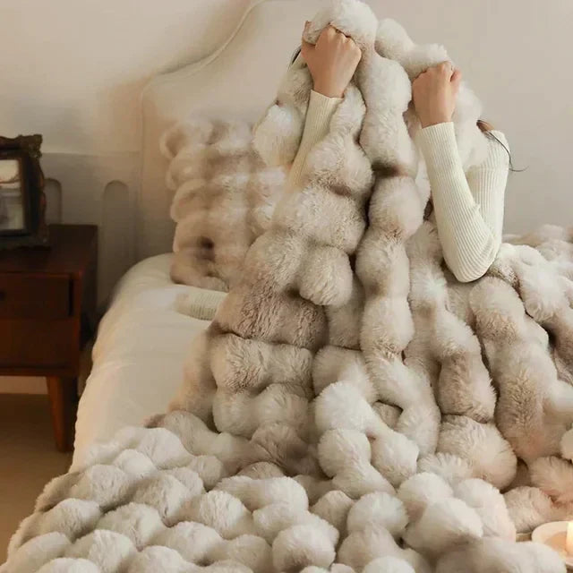 Fluffy Faux Fur Throw Blanket for Cozy Moments