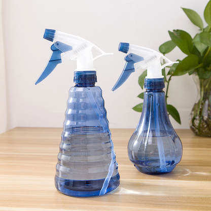 Adjustable Spray Bottle with Ergonomic Handle – Versatile Spray Head for Easy Use and Application