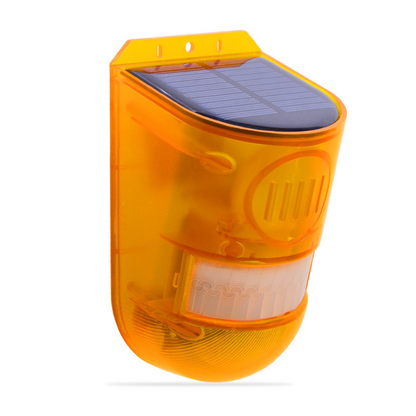 Solar Powered Animal Repeller with Alarm – Effective Protection Against Animals in the Garden