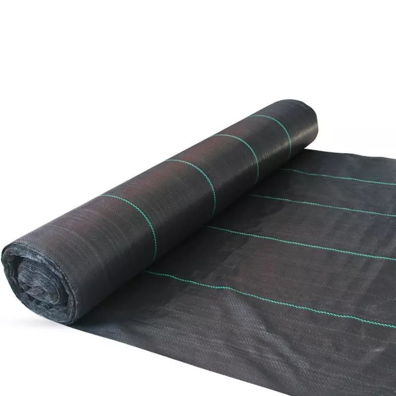 Robust Weed Control Fabric Roll – Breathable Fleece for Effective Garden and Plant Care