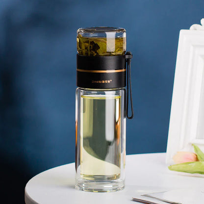 Double-Walled Glass Water Bottle with Tea Infuser and Strainer – Perfect for Tea and Infused Drinks on the Go