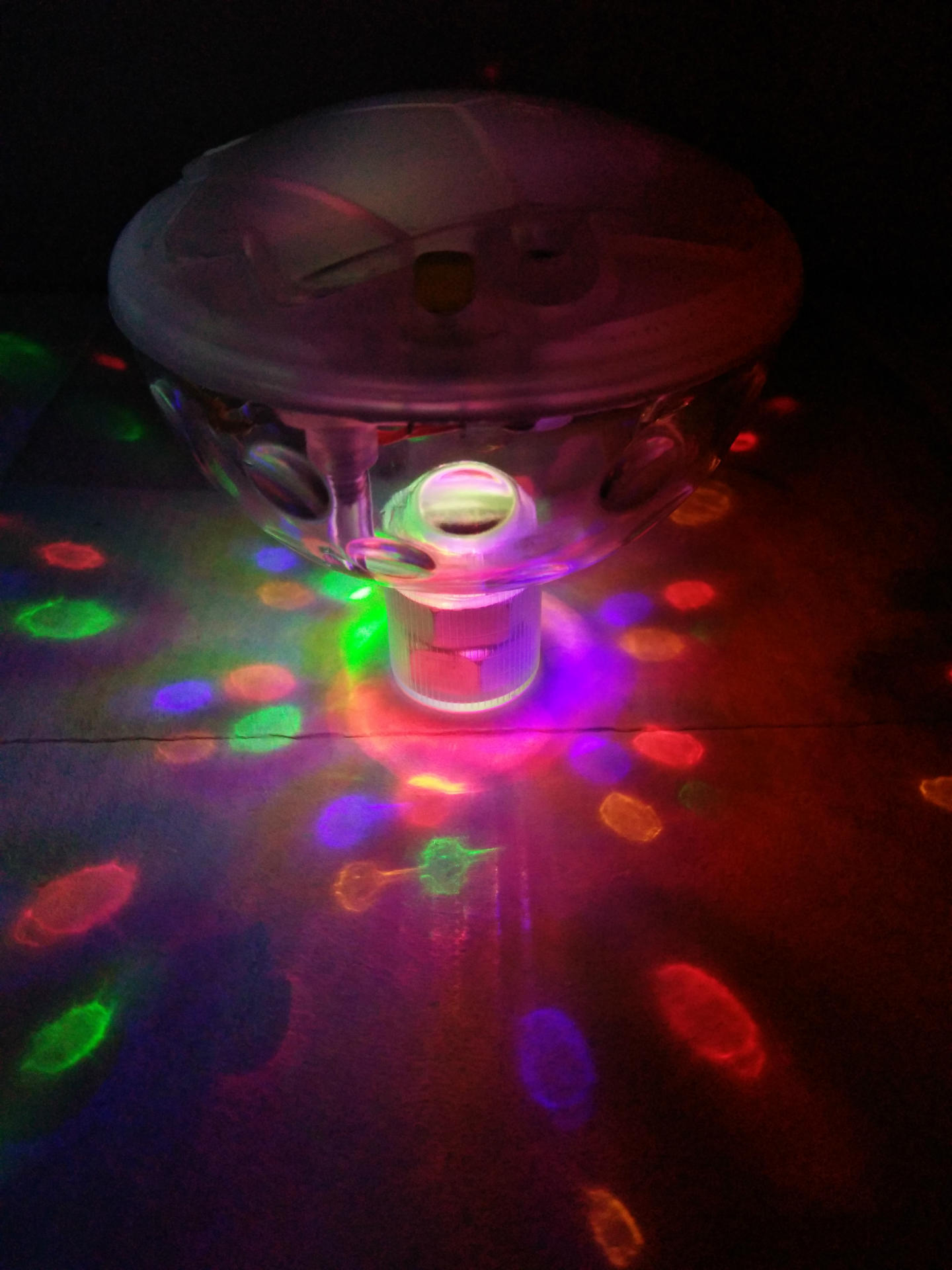 LED Floating Underwater Light For Bathtub And Pool – Waterproof LED Lamp For Parties And Relaxation