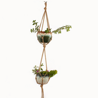 Macramé Plant Hanger Made of Cotton Rope – Stylish Hanging for Flower Pots in Boho Design