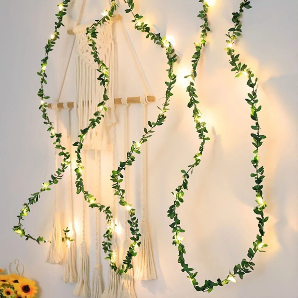 LED Ivy Vine String Lights – Decorative Lighting for Indoor and Outdoor Use, Ideal for Garden and Terrace