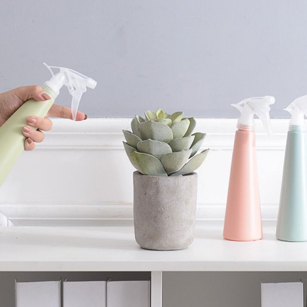 Modern Plant Spray Bottle for Precise Watering – Ideal Design for Plant Care