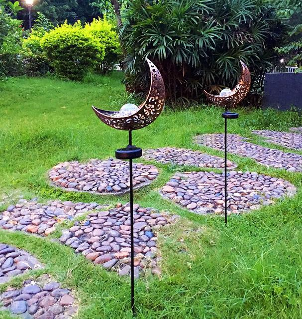 Solar Garden Light Made of Metal – Waterproof LED Lighting in Moon, Flame, Sun, or Star Shape
