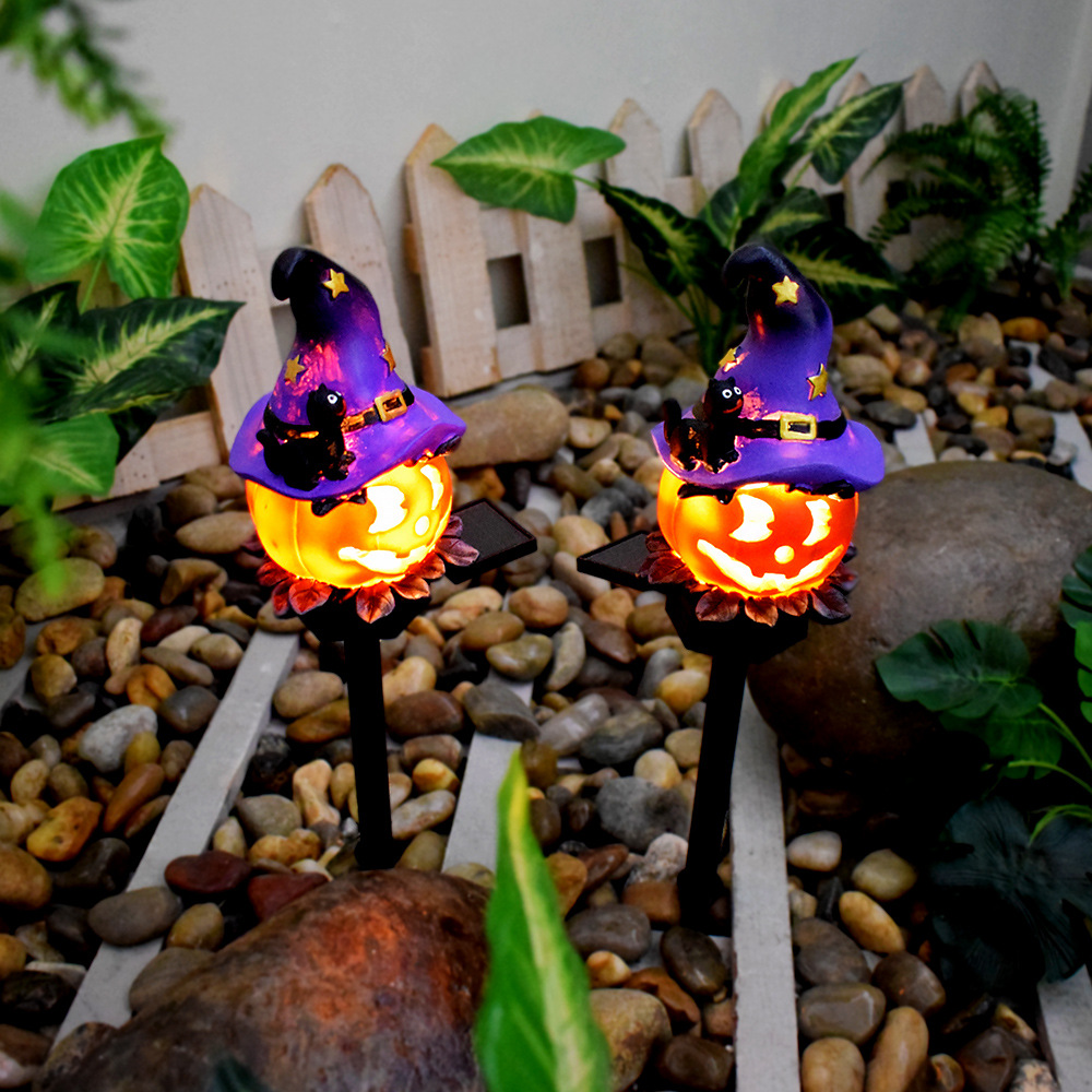 Halloween Solar Lights with Pumpkin and Witch Motifs – Decorative LED Outdoor Lighting for Garden and Patio