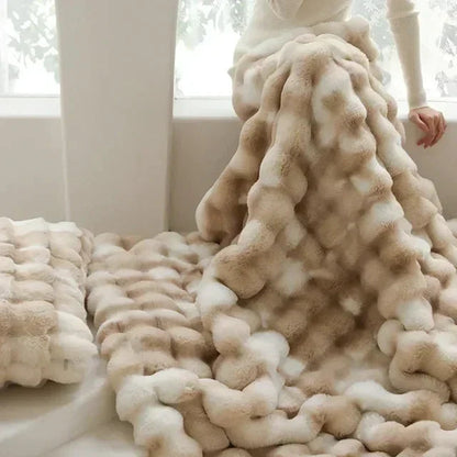Fluffy Faux Fur Throw Blanket for Cozy Moments
