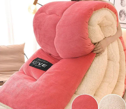 Luxurious winter blanket made of double-layer flannel fleece