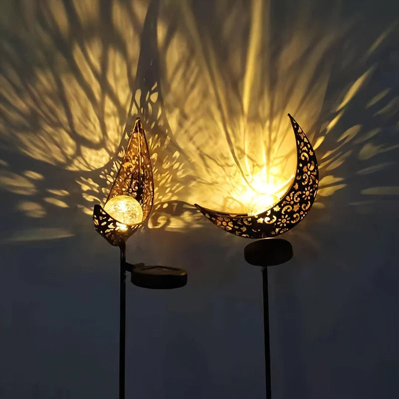 Solar Garden Light Made of Metal – Waterproof LED Lighting in Moon, Flame, Sun, or Star Shape
