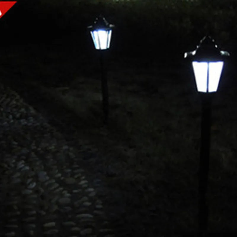 Solar Garden Lantern with LED – Wall-Mounted Outdoor Lighting for Patio and Garden in a Classic Design