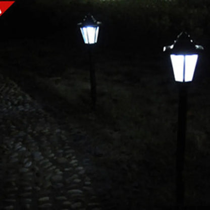 Solar Garden Lantern with LED – Wall-Mounted Outdoor Lighting for Patio and Garden in a Classic Design