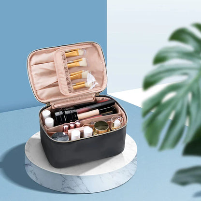 Practical Makeup Organizer for Travel – With Compartments and Dividers for Perfect Organization