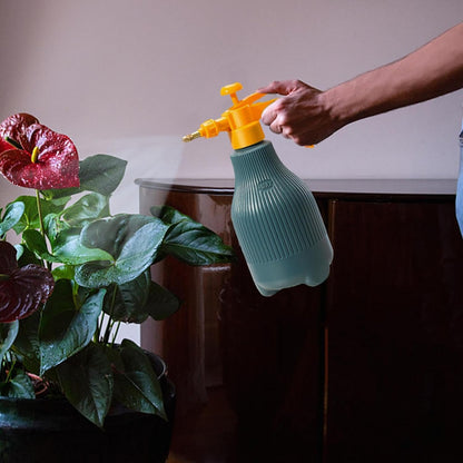 Nordic Pressure Pump Spray Bottle – Effective Watering Solution for Plants and Gardens