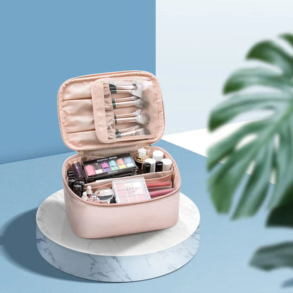 Practical Makeup Organizer for Travel – With Compartments and Dividers for Perfect Organization