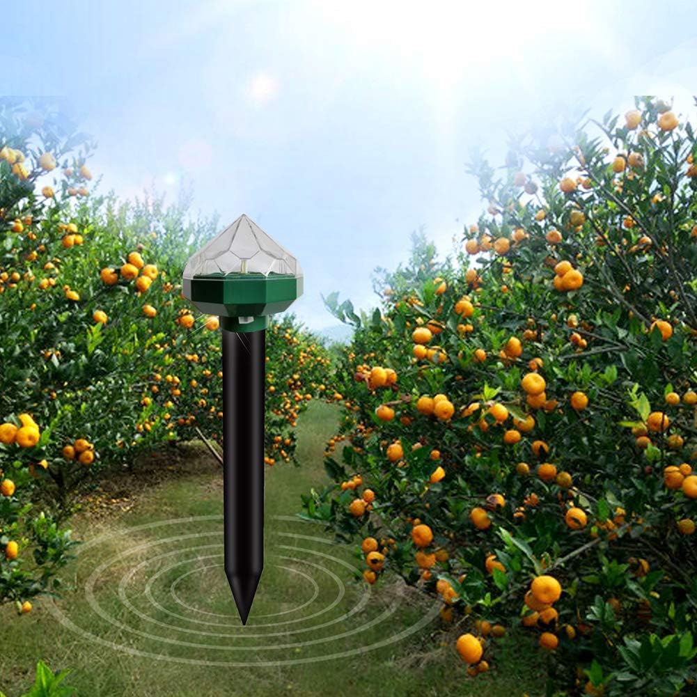 Solar-Powered Animal Repeller for Garden and Yard – Eco-Friendly Protection Against Mice, Rodents, and Pests