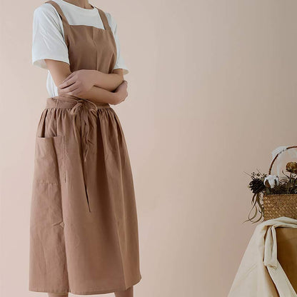 Cotton Cooking Apron with Water-Repellent Surface and Pockets