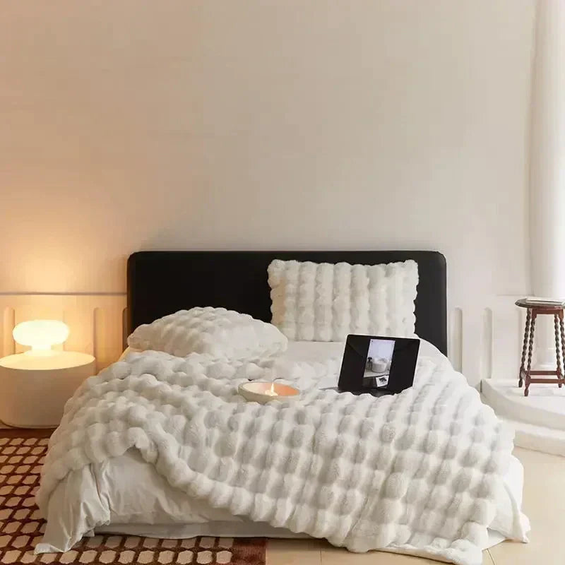 Fluffy Faux Fur Throw Blanket for Cozy Moments
