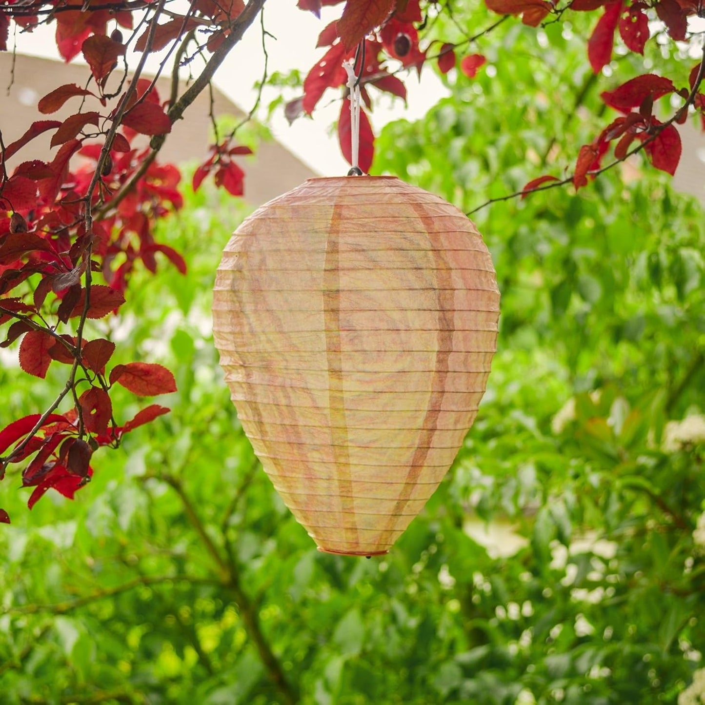Wasp Nest Deterrent Lamp – Hanging Insect Protection Net Against Wasps and Pests
