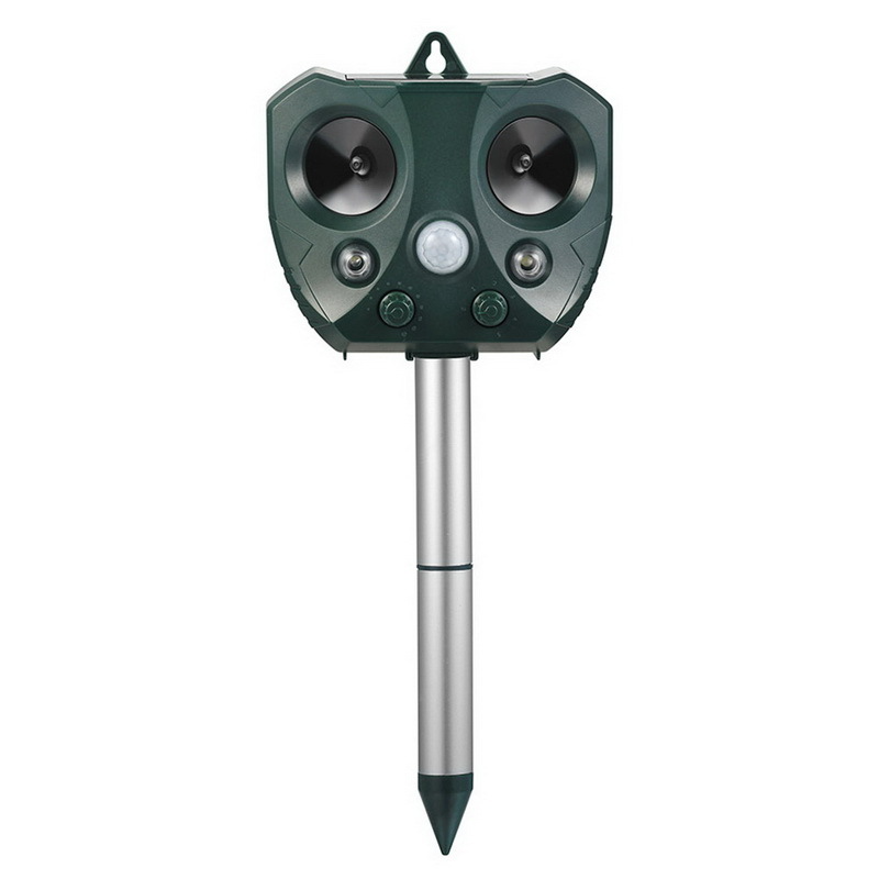 Solar Ultrasonic Animal Repeller – Effective Pest Deterrent for Gardens and Outdoor Areas