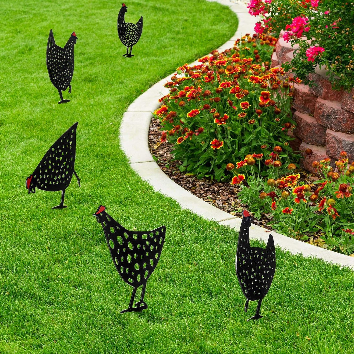Decorative Metal Chickens – Garden Stake Set for Outdoor Use