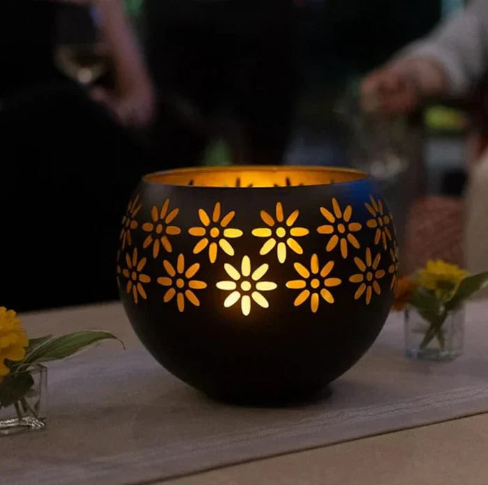 Candle Lamp with Floral Pattern – Decorative LED Table Lamp for Your Home