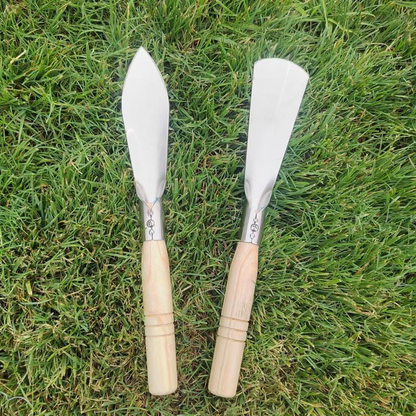 Stainless Steel Weed Puller With Wooden Handle – Sturdy Digging Tool For The Garden