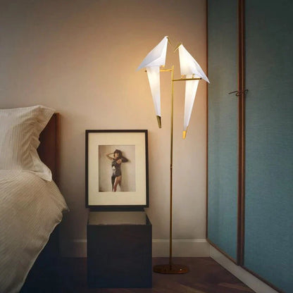 Bird Lamp with Exclusive Design and Practical Magnetic Base