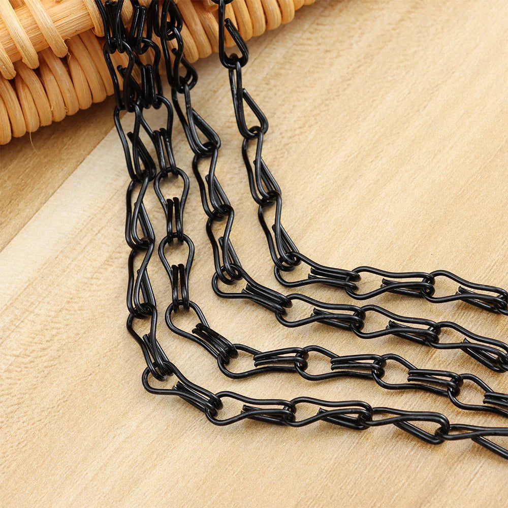 Durable Plant Hangers with Chains – Sturdy Suspension for Flower Pots and Garden Plants