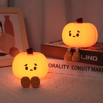 Pumpkin-Shaped Table Lamp for a Cozy Ambiance