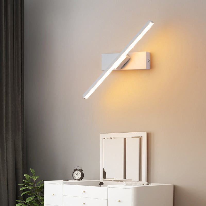 Wall Lamp with Adjustable 330° Light Angle