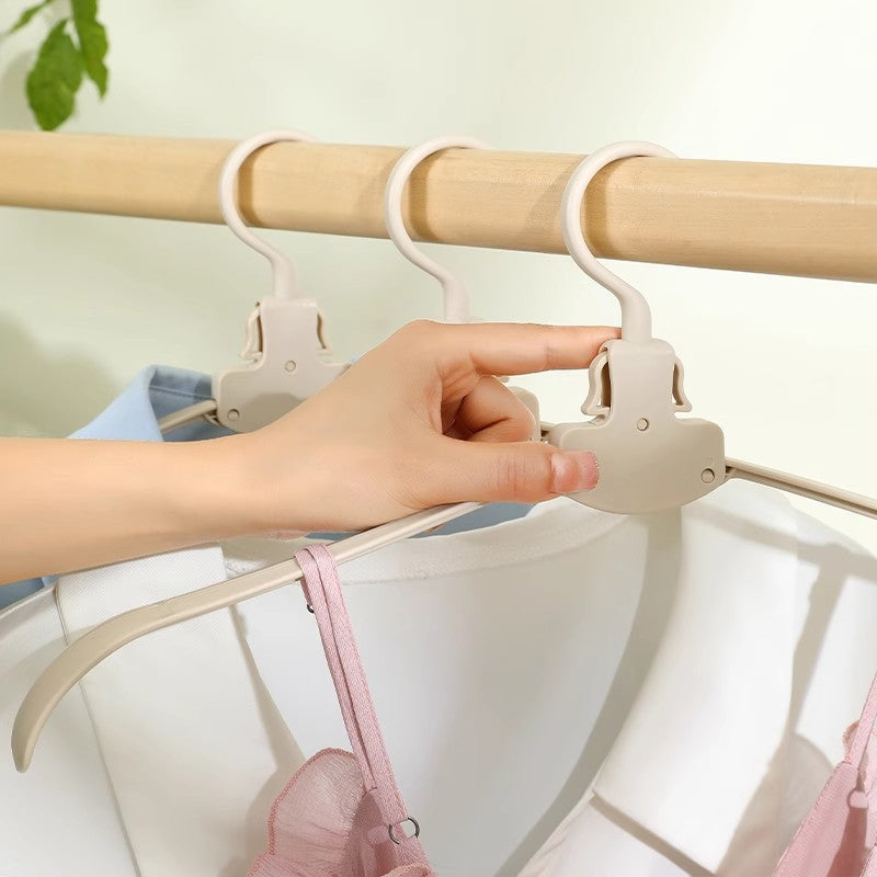 Foldable Clothes Hanger with Compact Design for Easy Storage