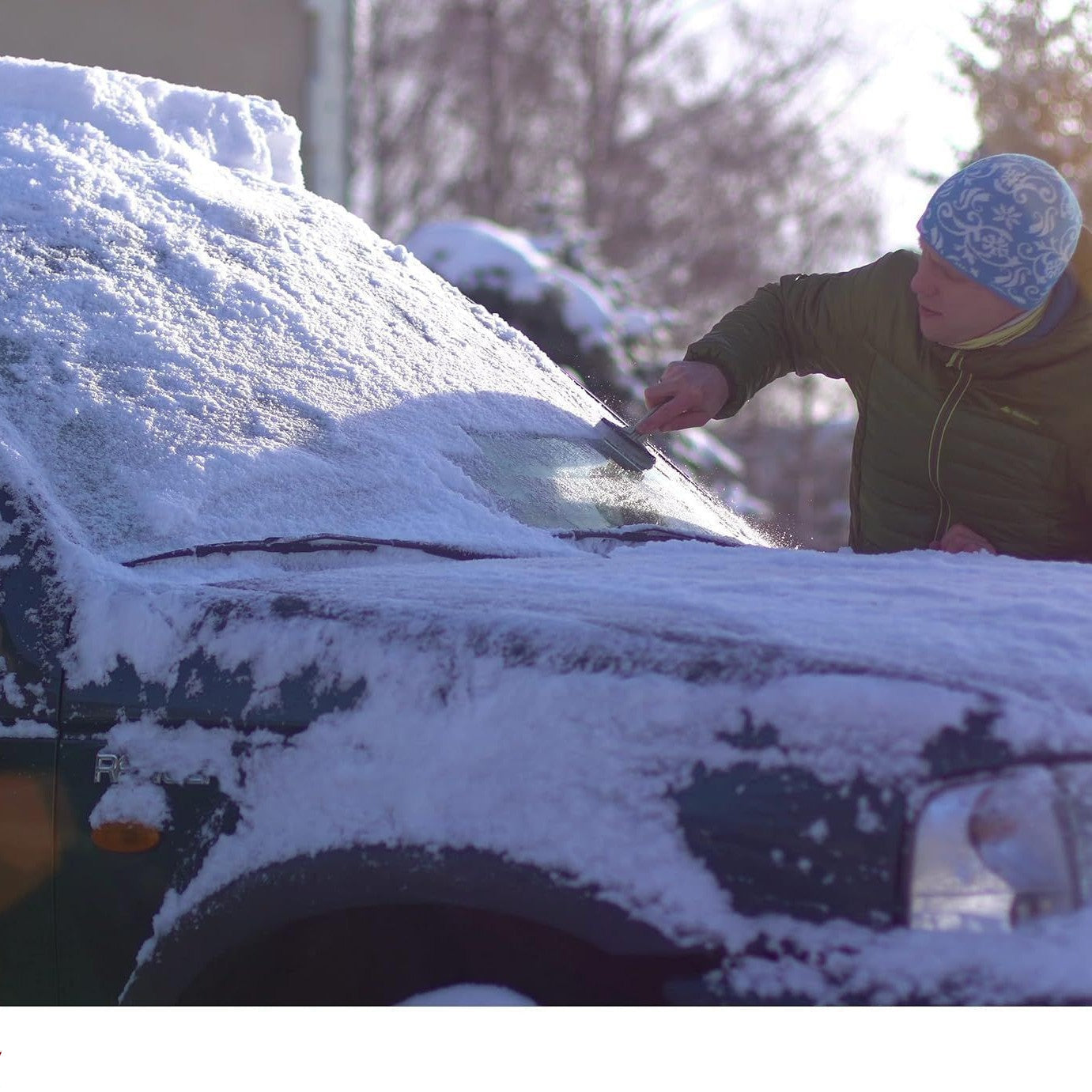 All-Year Car Protection for Sun and Snow – Universal Car Cover