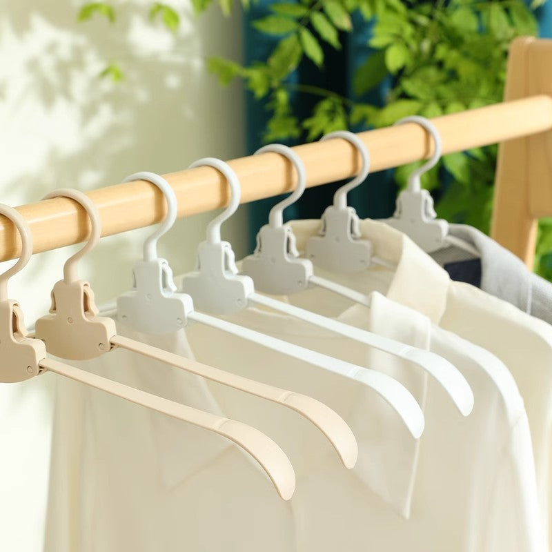 Foldable Clothes Hanger with Compact Design for Easy Storage