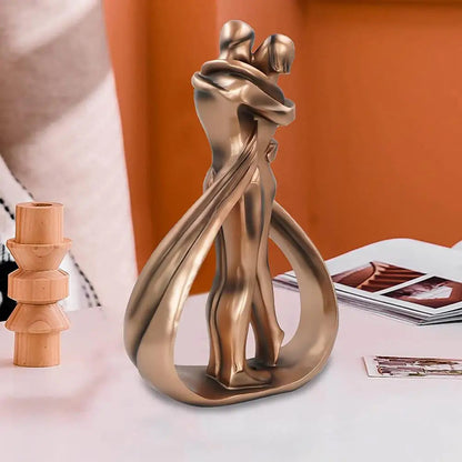 Elegant Couple Sculpture – A Symbol of Eternal Love