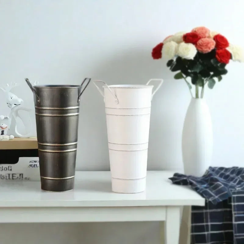 Retro Metal Flower Bucket with Handles – Decorative Flower Pot for Home and Garden