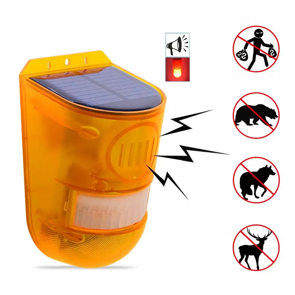 Solar Powered Animal Repeller with Alarm – Effective Protection Against Animals in the Garden